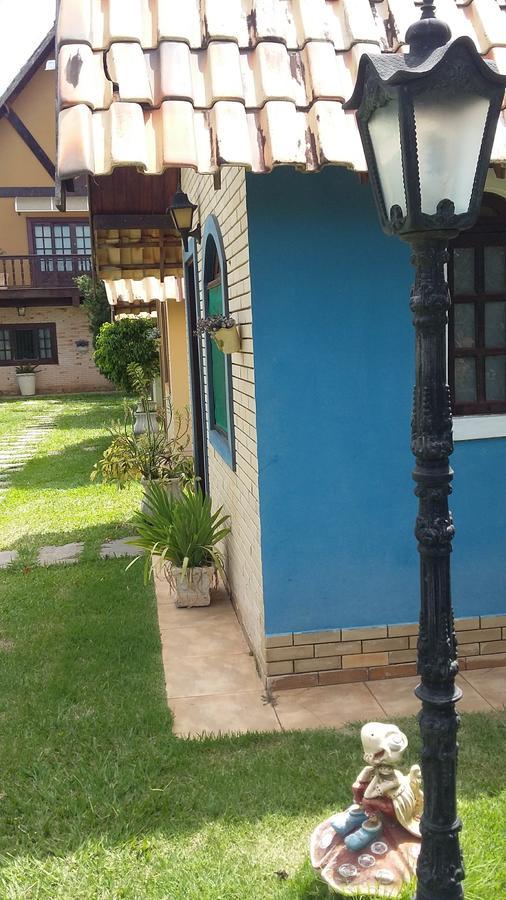 Hotel Pousada Dos Chales Кампус-дус-Гойтаказис Экстерьер фото